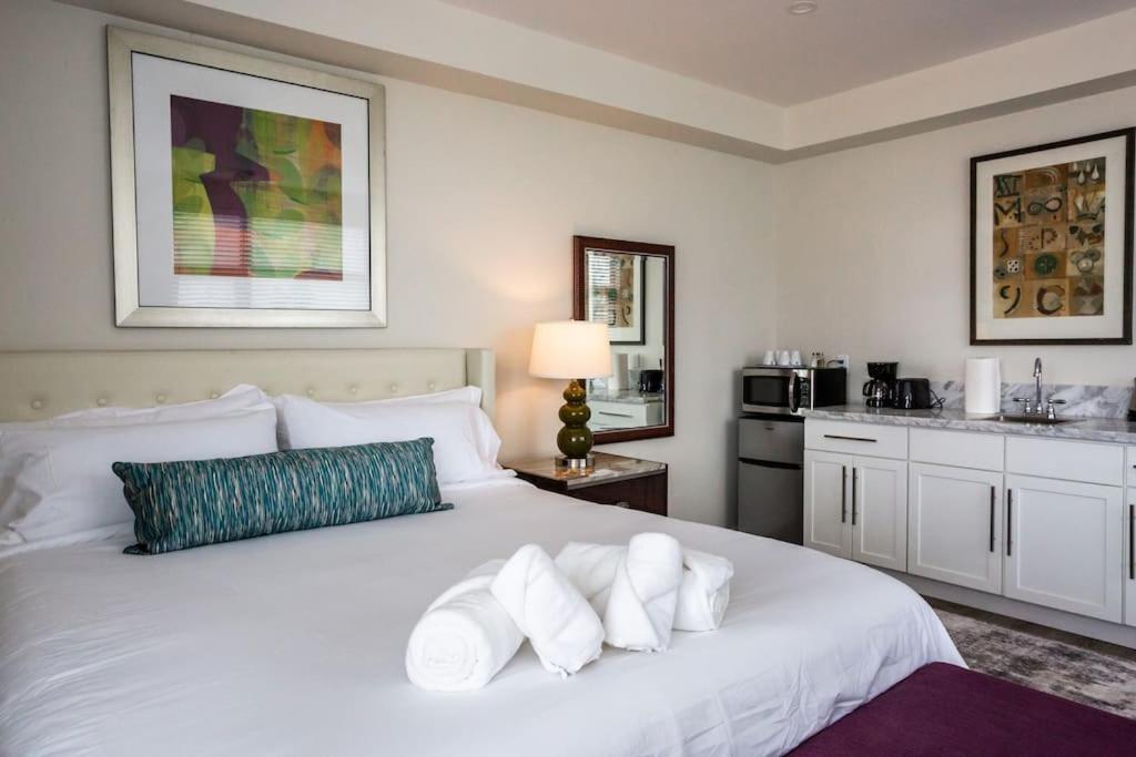Next To San Diego Downtown - Cali King Size Studio Bagian luar foto
